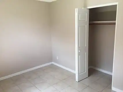 3 Badroom Basement unit Near Bonnie Doon - Photo 4