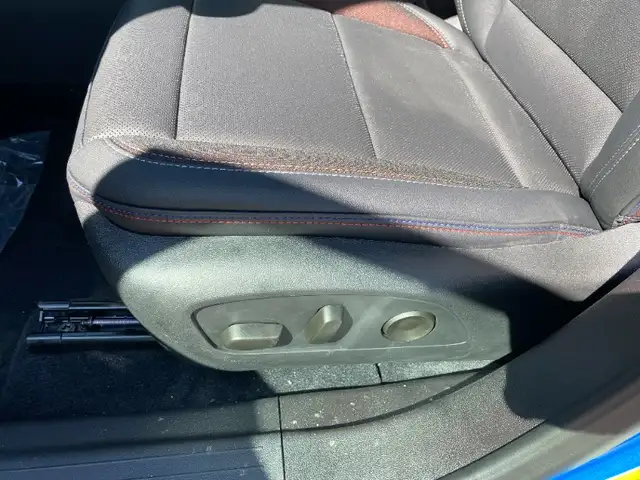 2026 Chevrolet Equinox EV RS Leather|Heated & Cooled Seats|Sunro - Photo 9