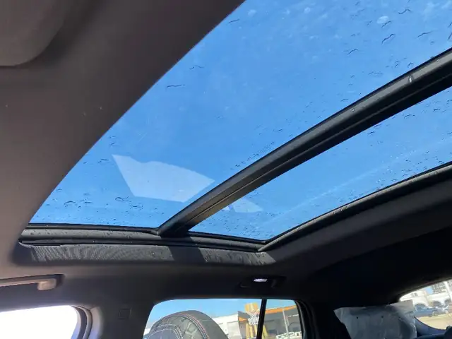 2026 Chevrolet Equinox EV RS Leather|Heated & Cooled Seats|Sunro - Photo 13