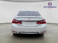 2017 Honda Accord SE - Photo 4