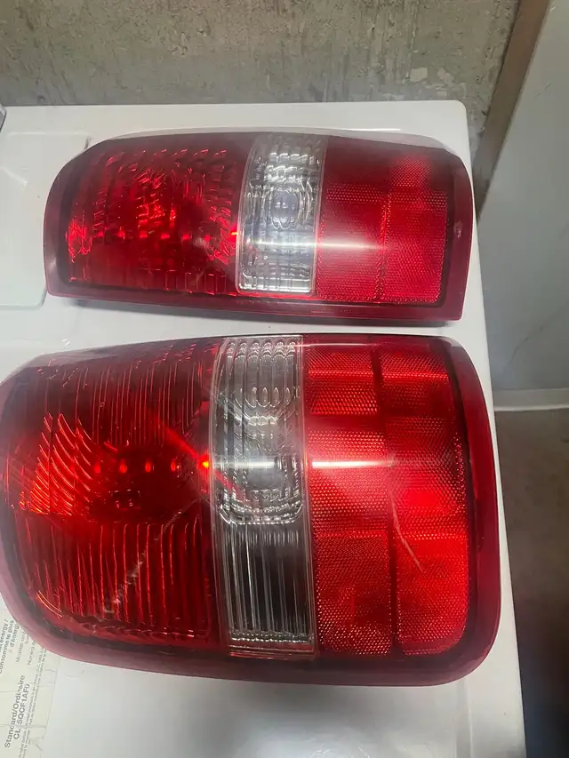 Ford f-150 Xlt Tailights 2004-2008$65