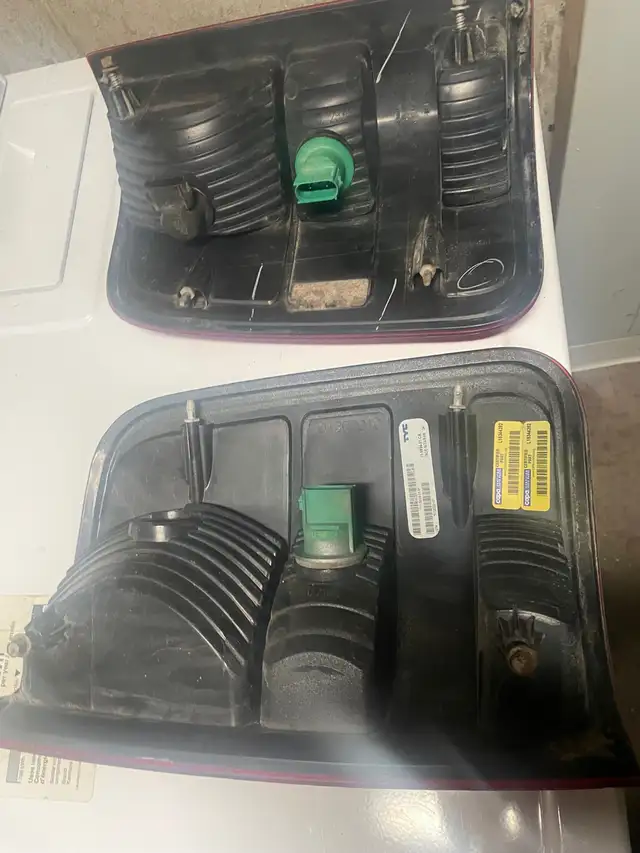 Ford f-150 Xlt Tailights 2004-2008$65 - Photo 2