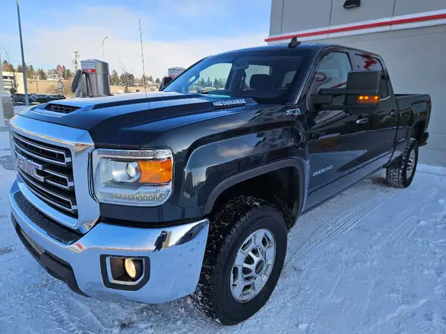 2018 GMC SIERRA 2500 SLE Z71 6.6L TURBO DIESEL 6.6FT BOX DELETED