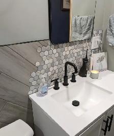 COMMERCIAL & RESIDENTIAL TILE INSTALLATION - Photo 10
