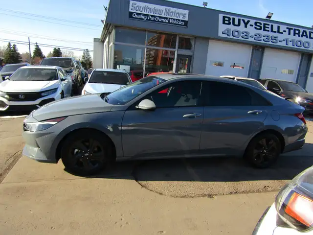 2022 Hyundai Elantra Preferred IVT w/Sun & Tech Package / LANE D - Photo 11