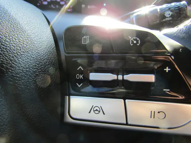 2022 Hyundai Elantra Preferred IVT w/Sun & Tech Package / LANE D - Photo 22