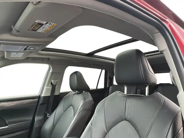 2023 Toyota Highlander Hybrid Limited Limited | Ventilated/He... - Photo 8