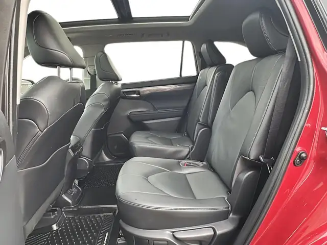2023 Toyota Highlander Hybrid Limited Limited | Ventilated/He... - Photo 11
