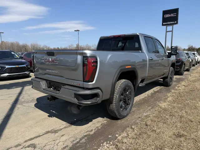 2026 GMC Sierra 2500HD AT4 - Leather Seats - $749 B/W - Photo 5