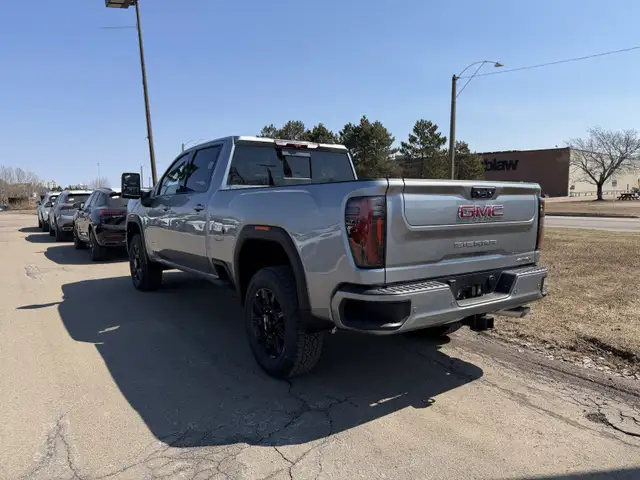 2026 GMC Sierra 2500HD AT4 - Leather Seats - $749 B/W - Photo 7