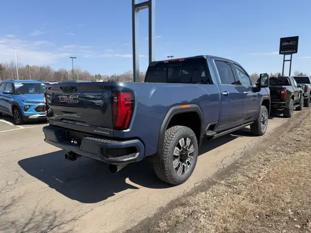 2026 GMC Sierra 2500HD Denali - Leather Seats - $857 B/W - Photo 5