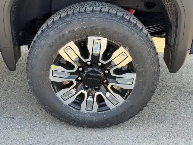 2026 GMC Sierra 2500HD Denali - Leather Seats - $857 B/W - Photo 9