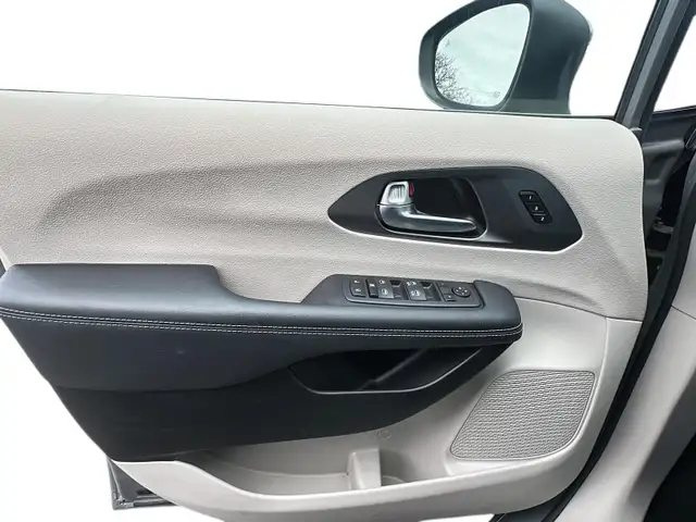 2023 Chrysler Pacifica Touring-L Touring L | AWD | SAVE $23,0... - Photo 14