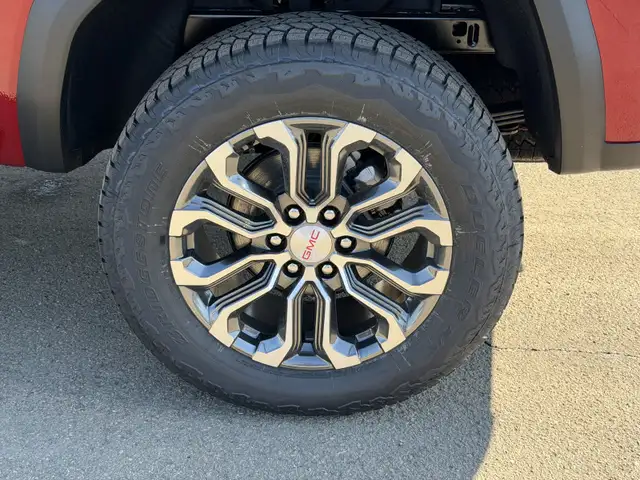 2026 GMC Canyon Denali - Leather Seats - Sunroof - $485 B/W - Photo 9