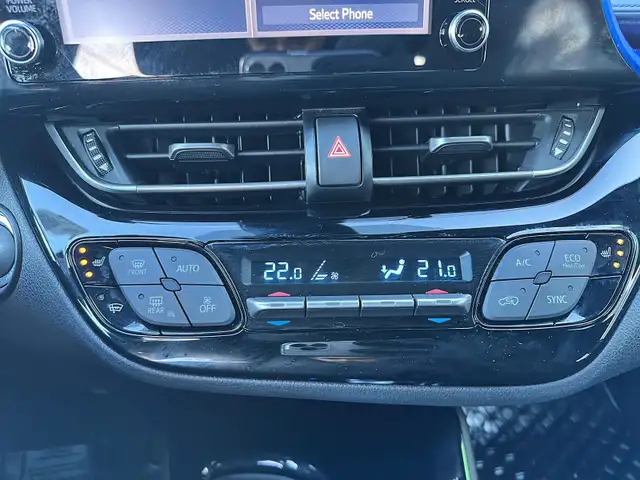2022 Toyota C-HR XLE Premium XLE Premium | Adaptive Cruise - Photo 13