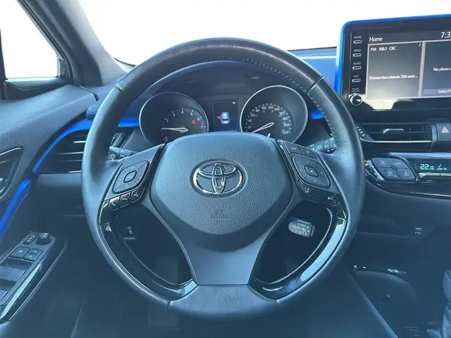 2022 Toyota C-HR XLE Premium XLE Premium | Adaptive Cruise - Photo 15