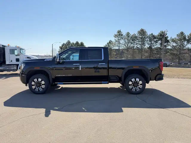 2026 GMC Sierra 2500HD Denali - Leather Seats - $854 B/W - Photo 8