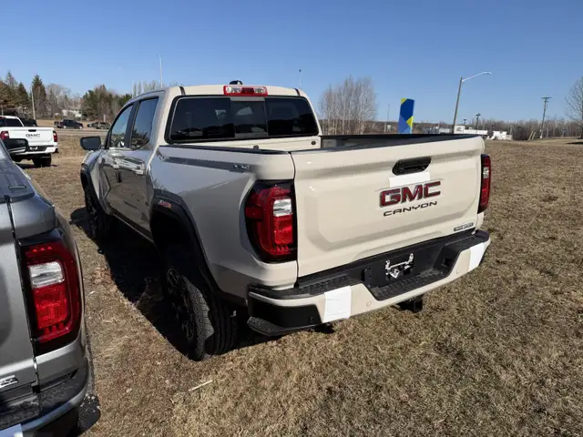 2026 GMC Canyon Elevation - $413 B/W - Photo 4