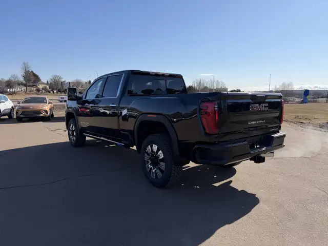 2026 GMC Sierra 2500HD Denali - Leather Seats - $854 B/W - Photo 7