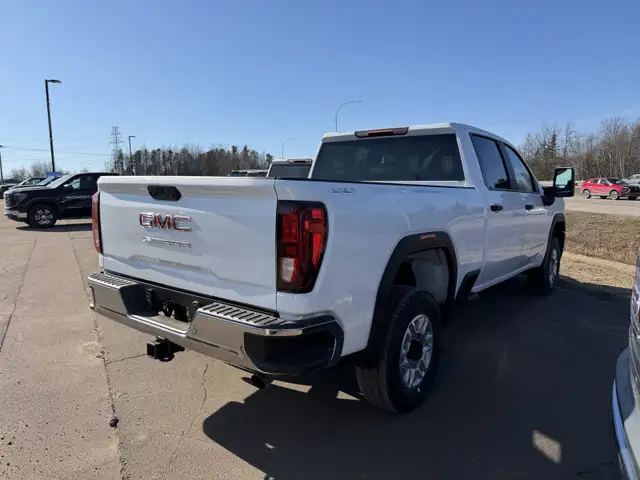 2026 GMC Sierra 2500HD Pro - $574 B/W - Photo 3