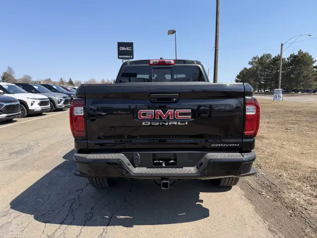 2026 GMC Canyon Denali - Leather Seats - Sunroof - $480 B/W - Photo 6