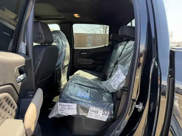 2026 GMC Canyon Denali - Leather Seats - Sunroof - $480 B/W - Photo 13