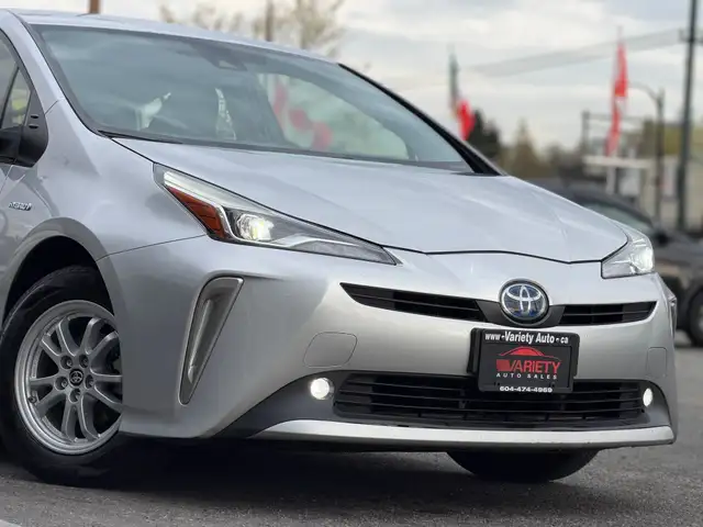 2019 Toyota Prius AWD-e, Fuel Efficient | All-Weather Capability - Photo 8