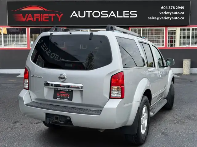 2012 Nissan Pathfinder 4WD 4dr V6 SV, 7 Passenger | Backup Camer - Photo 4