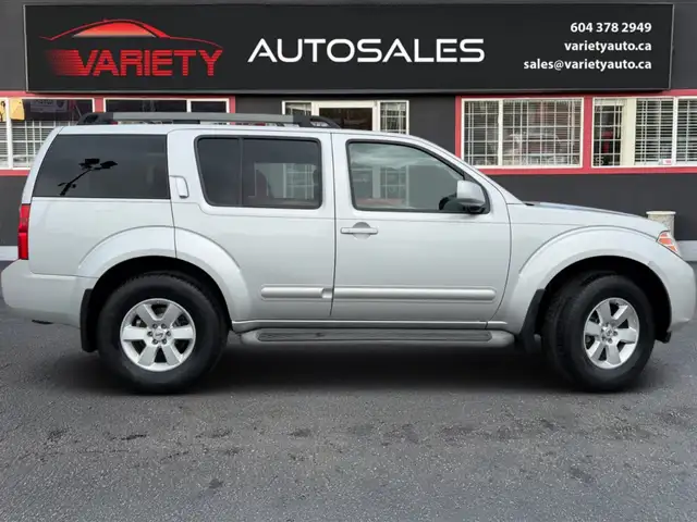 2012 Nissan Pathfinder 4WD 4dr V6 SV, 7 Passenger | Backup Camer - Photo 5