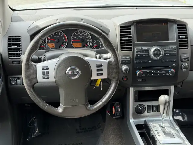 2012 Nissan Pathfinder 4WD 4dr V6 SV, 7 Passenger | Backup Camer - Photo 16