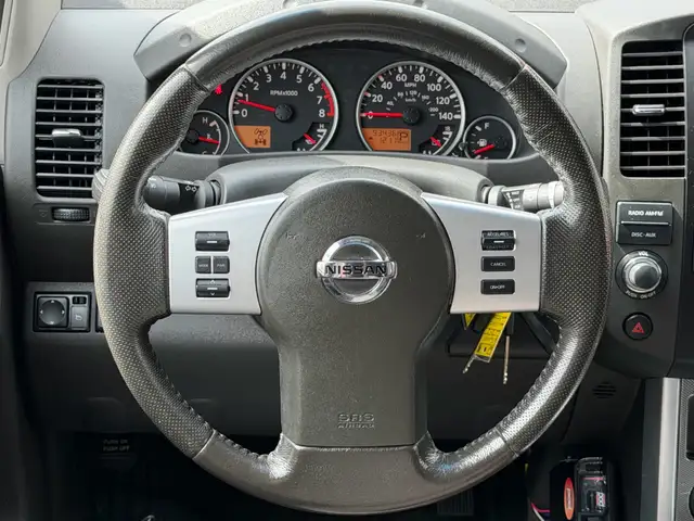 2012 Nissan Pathfinder 4WD 4dr V6 SV, 7 Passenger | Backup Camer - Photo 17