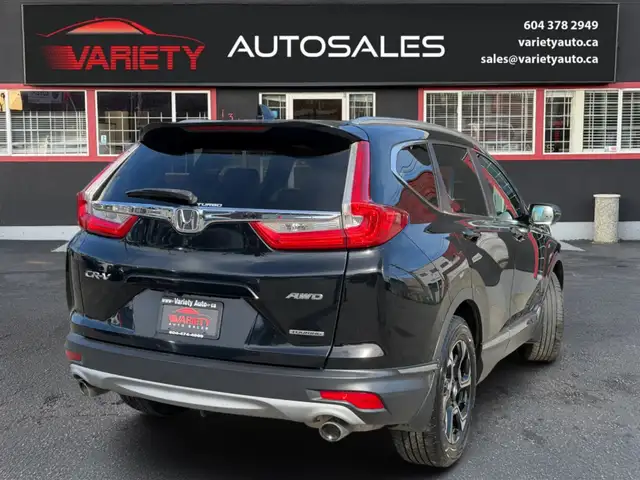 2017 Honda CR-V AWD 5dr Touring, Fully Loaded | Low Fuel Cost, F - Photo 4