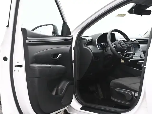 2022 Hyundai Tucson Essential AWD - 902-466-9550 Apple Carplay/A - Photo 18