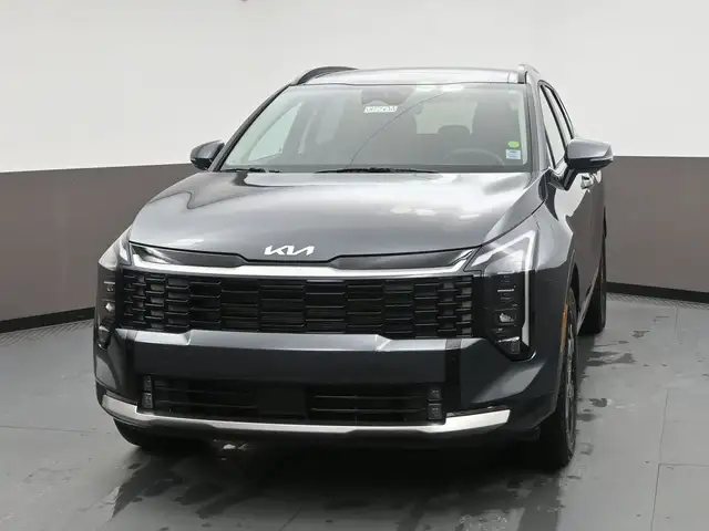 2026 Kia Sportage EX Premium AWD 902-466-9550 ONLY 10,000 KM! A - Photo 2