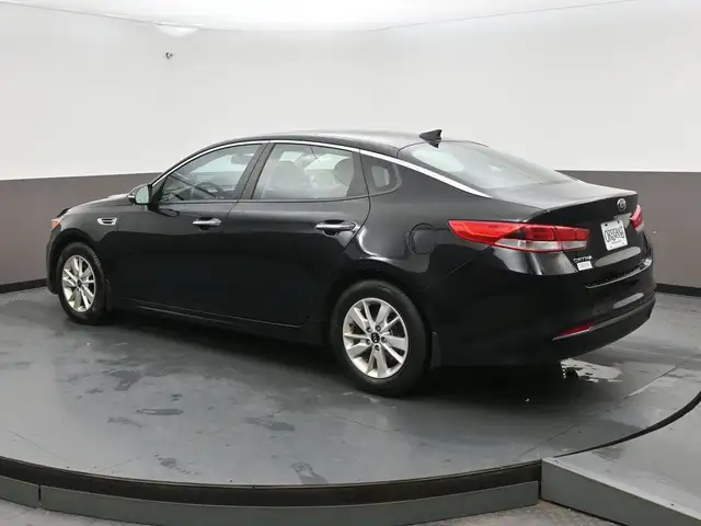 2018 Kia Optima LX - Call 902-466-9550 Heated Seats, Back Up Cam - Photo 30