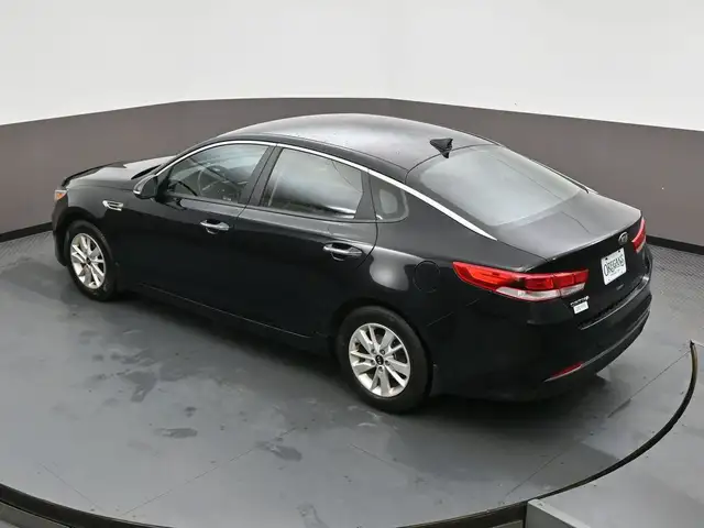 2018 Kia Optima LX - Call 902-466-9550 Heated Seats, Back Up Cam - Photo 38
