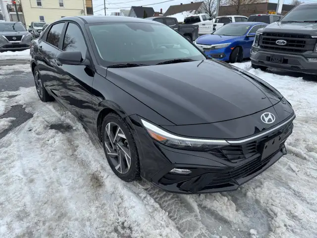 2024 Hyundai Elantra Preferred
