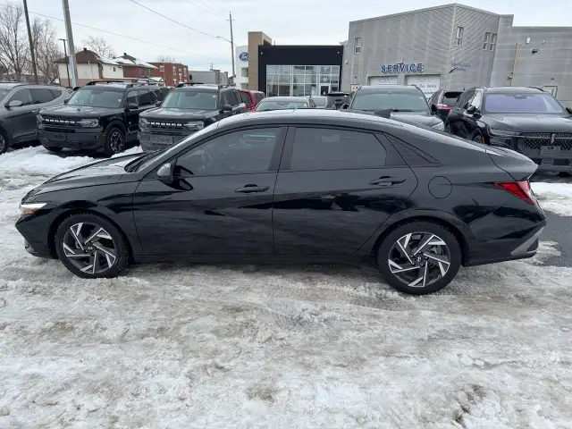 2024 Hyundai Elantra Preferred - Photo 6