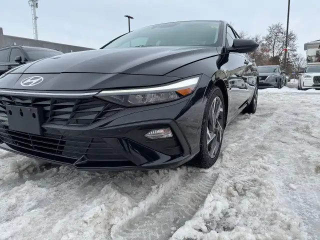 2024 Hyundai Elantra Preferred - Photo 9