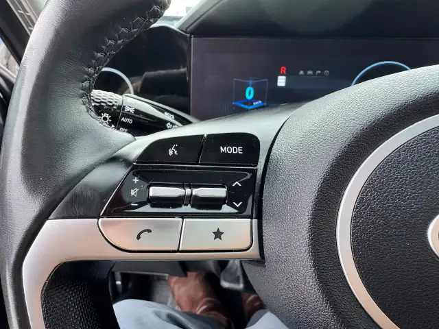 2024 Hyundai Elantra Preferred - Photo 29