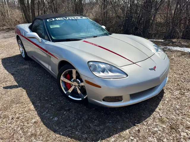2009 Chevrolet Corvette 2dr Conv 2LT - Photo 4