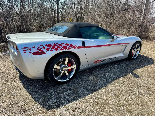 2009 Chevrolet Corvette 2dr Conv 2LT - Photo 8