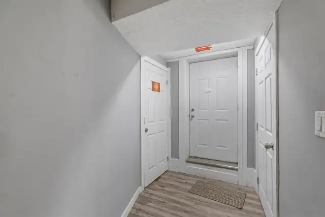 2-Bedroom living yard, parking pad-Suite for Rent: Martindale NE - Photo 2