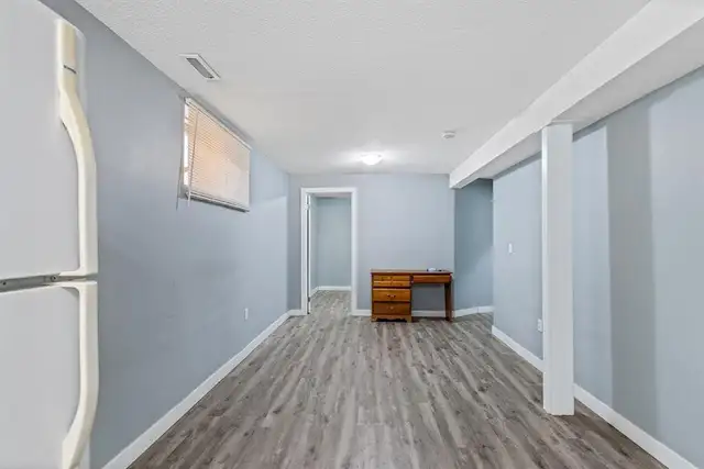 2-Bedroom living yard, parking pad-Suite for Rent: Martindale NE - Photo 6