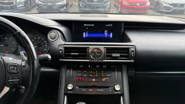 2017 Lexus IS 300 - Photo 13