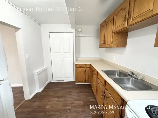 COZY 1 BED/1 BATH UNIT IN WALKERVILLE - ALL INCLUSIVE! - Photo 15