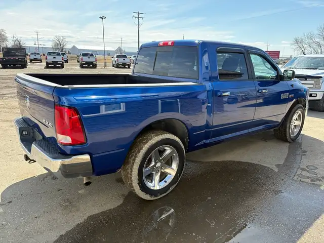 2017 Ram 1500 Crew Cab 4X4 SLT 5.7L - Rebuilt Title - Photo 4