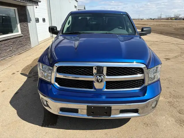 2017 Ram 1500 Crew Cab 4X4 SLT 5.7L - Rebuilt Title - Photo 5