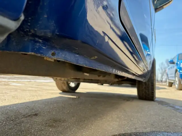 2017 Ram 1500 Crew Cab 4X4 SLT 5.7L - Rebuilt Title - Photo 8