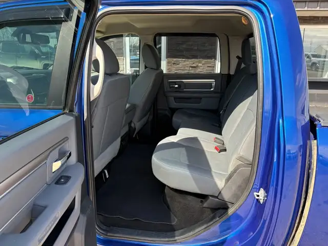 2017 Ram 1500 Crew Cab 4X4 SLT 5.7L - Rebuilt Title - Photo 13